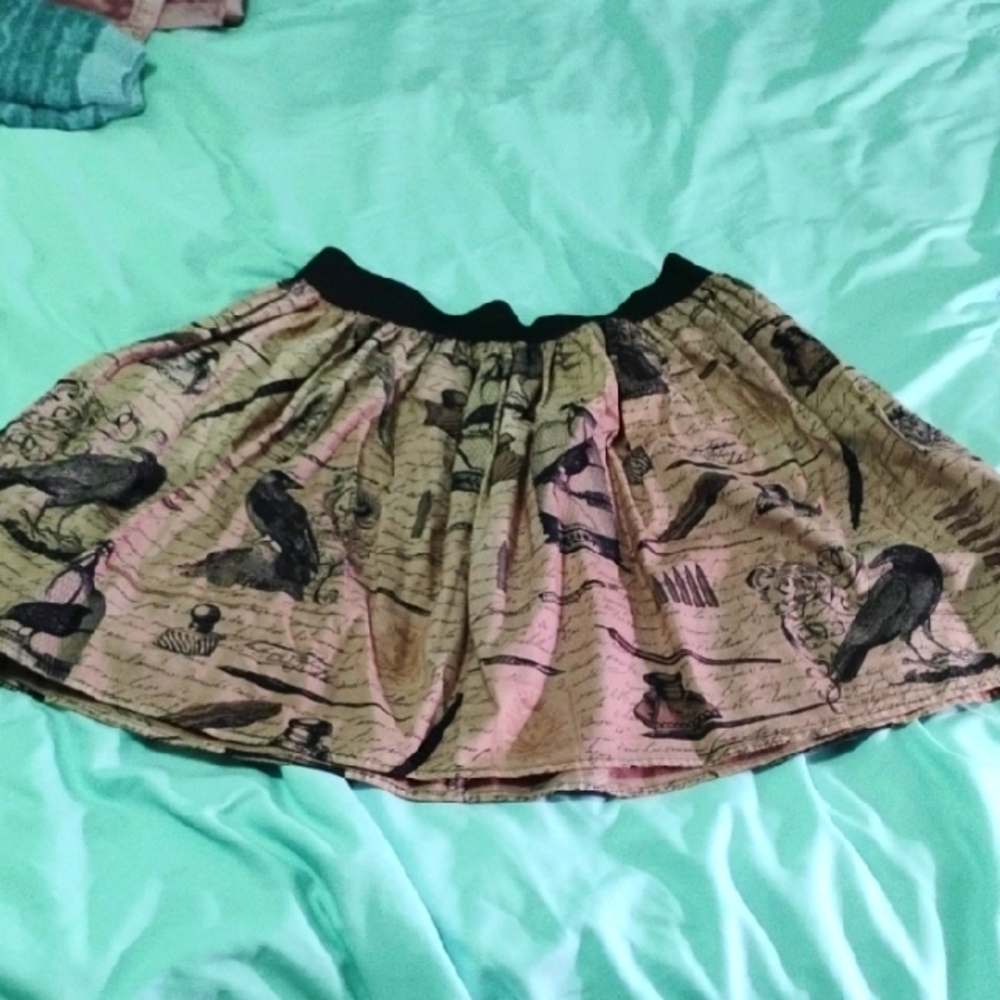 Vintage-Inspired Beige Skirt with Black Accents